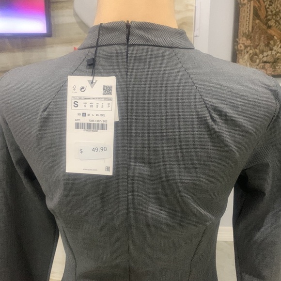 NWT‎ Zara Gray Cut Out Houndstooth Dress. Size S - Picture 8 of 10